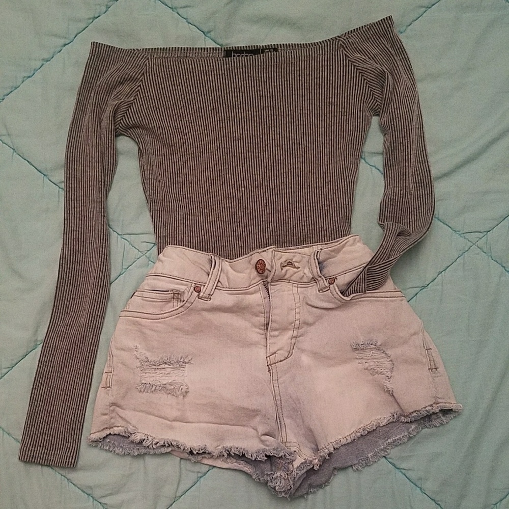Off The Shoulder Crop Top